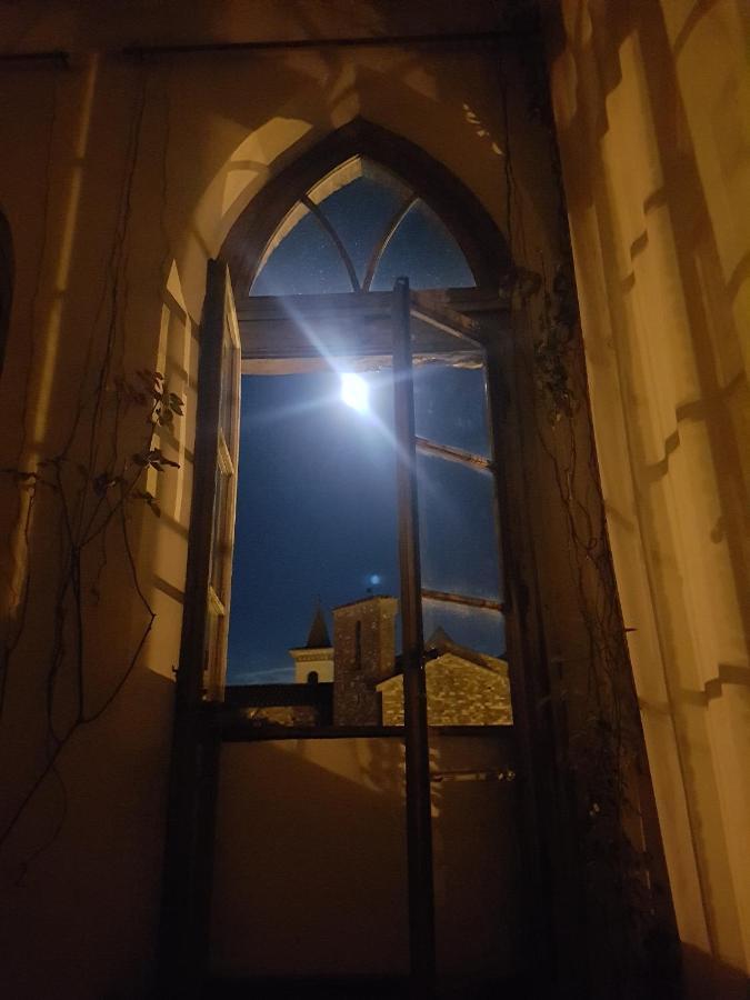 فندق La Torre Di Pieve بييفي سانتو ستيفانو المظهر الخارجي الصورة